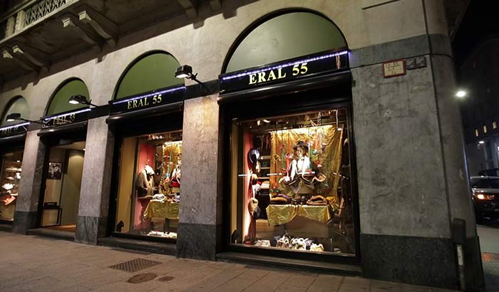 Dynamic Shop Window