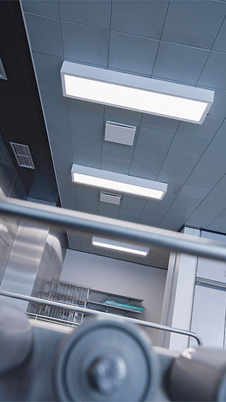 Pencahayaan tersembunyi, dari pencahayaan Philips untuk perawatan kesehatan, digunakan di Holbaek Hospital, Denmark 