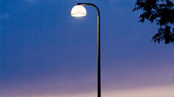 Pencahayaan luar ruangan Philips LED untuk jalanan di Holbaek, Denmark