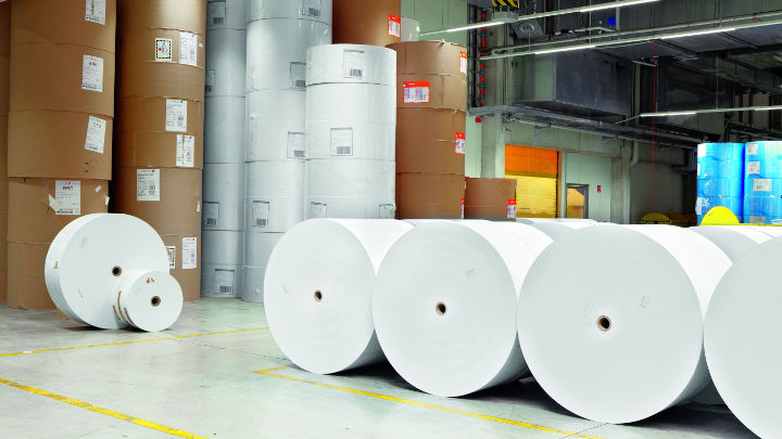 Gudang Koopmanndruck diterangi oleh Philips