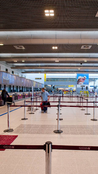  Sistem Philips Lighting yang disempurnakan memberikan cahaya di Bandara Manchester Terminal 2 