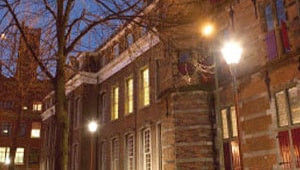 Exterior of a building illuminated with Philips white light