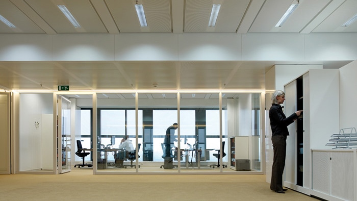 Office area lit with Philips dynamic lighting 