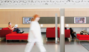 Enhanced environment in a hospital’s waiting area with Philips sustainable healthcare lighting
