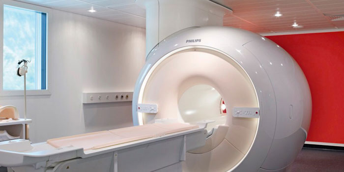 Imaging room illuminated with Philips hospital lighting