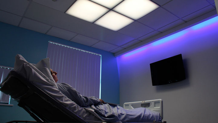 Patient room lighting system