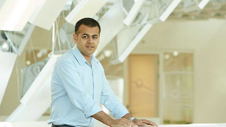 Headshot of Parik Chopra, Business Segment Leader in Retail and Hospitality at Philips Lighting