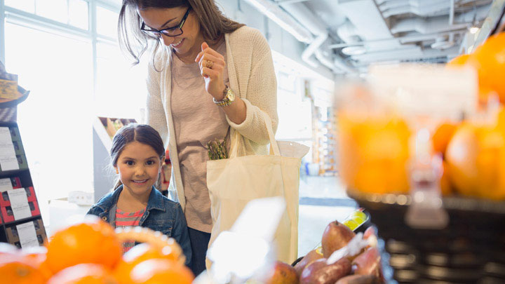 Mother and child shopping - indoor grow lights
