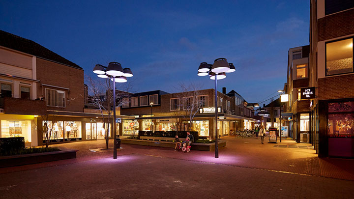 Pencahayaan ruang publik di Veghel, Belanda