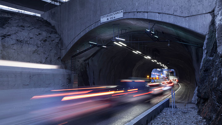 Renovating the Tomteboda tunnel with a networked lighting control system