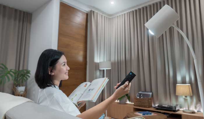 Warm dimmable light - Philips Wi-Fi LED WiZ Connected
