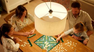 Lampu redup hangat - Philips Smart LED Connected by WiZ